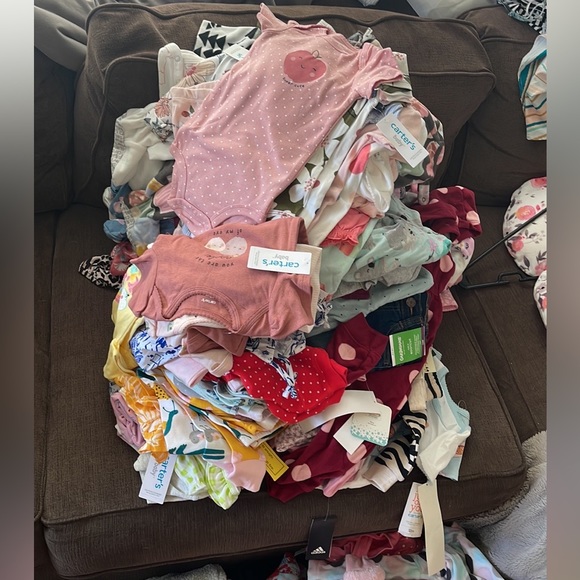 5lbs of BABY GIRL Clothes (Newborn through 3/6m) - Picture 5 of 17
